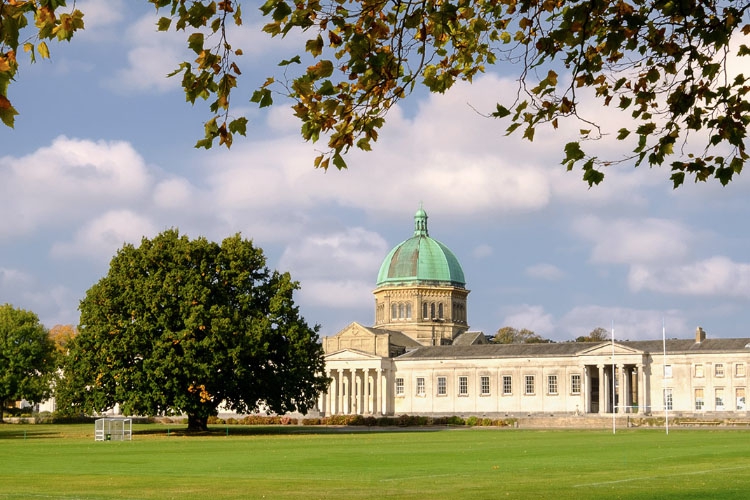 Haileybury College 哈利博瑞公学